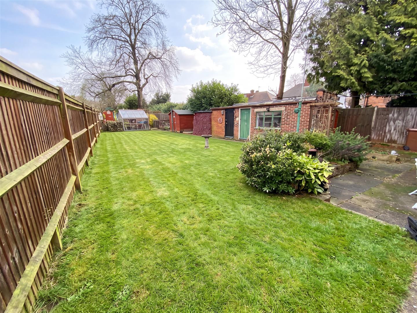Fernbank Road, Ascot